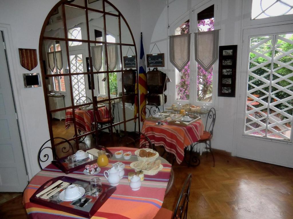 Domaine Saint Nicolas Acomodação com café da manhã Perpinhã Exterior foto