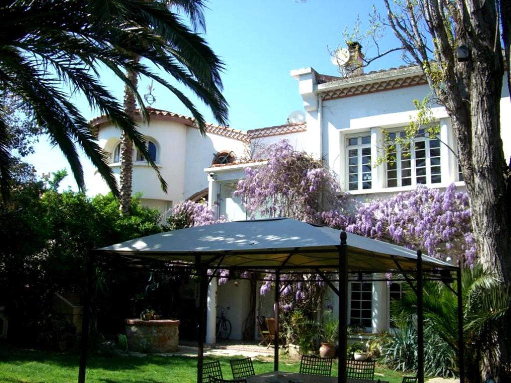 Domaine Saint Nicolas Acomodação com café da manhã Perpinhã Exterior foto